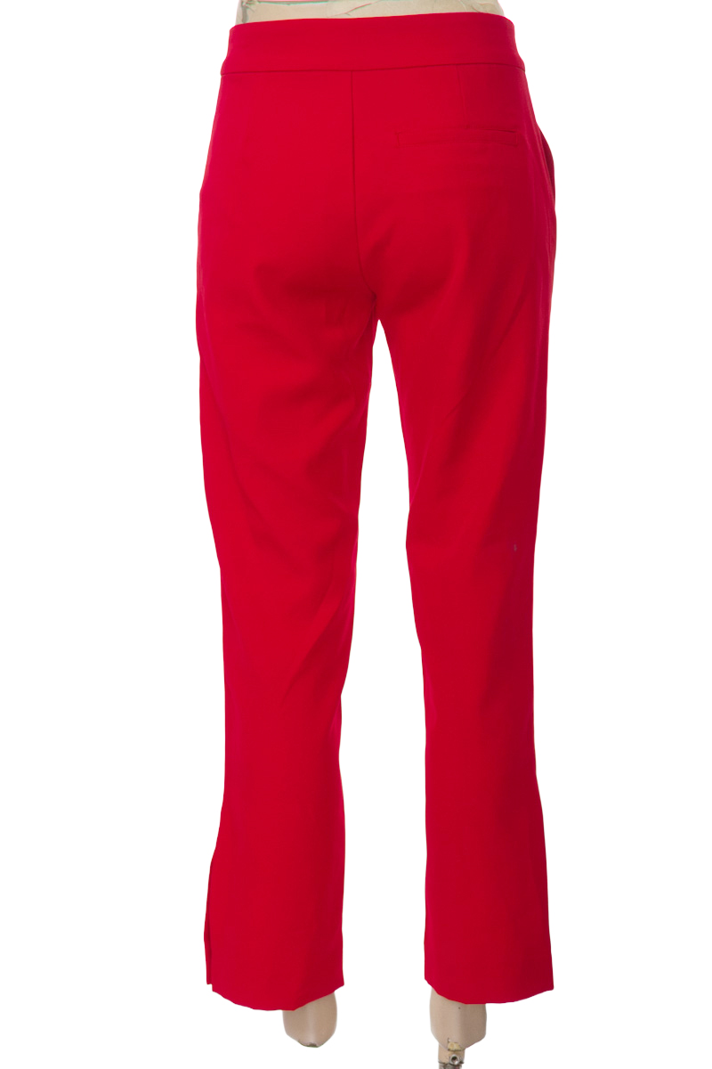 Pantalones color Rojo - Arkitect