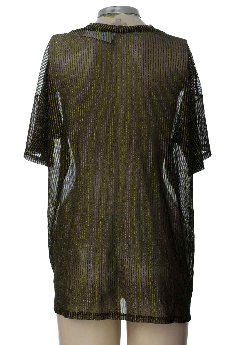 Top / Camiseta color Negro - PATPRIMO