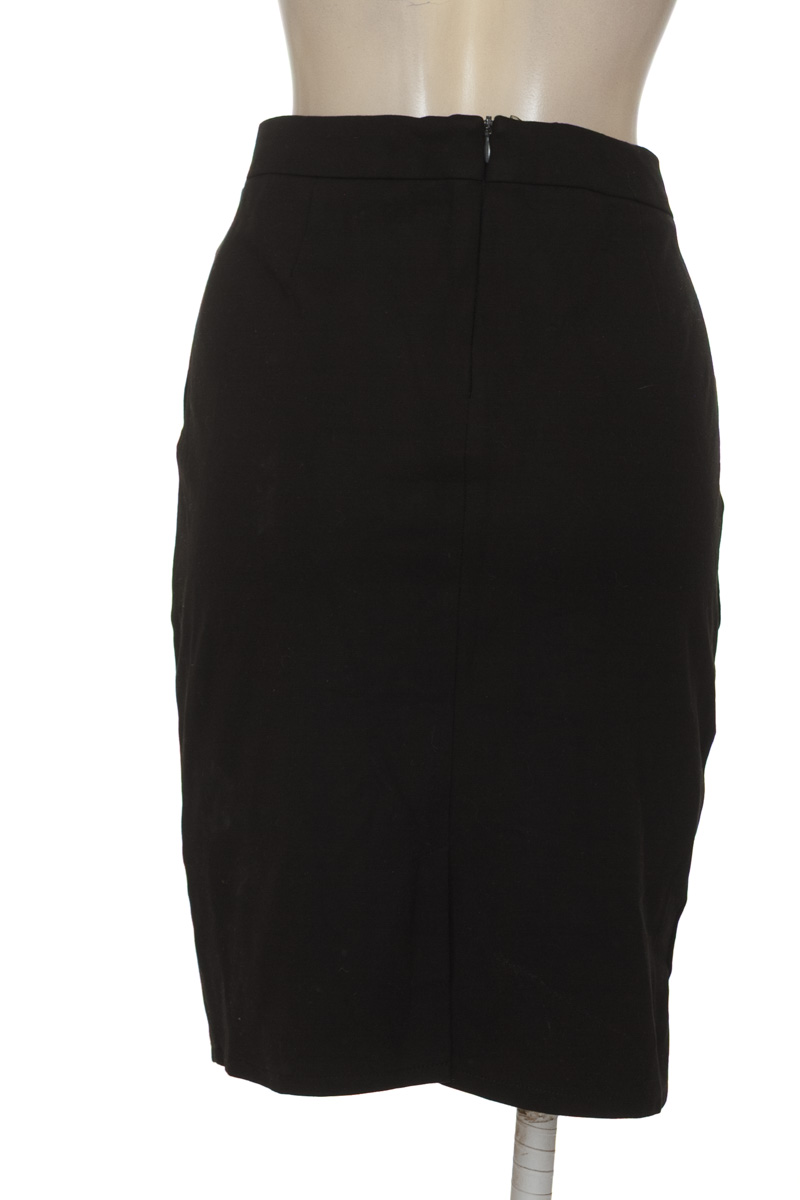 Falda color Negro - MNG