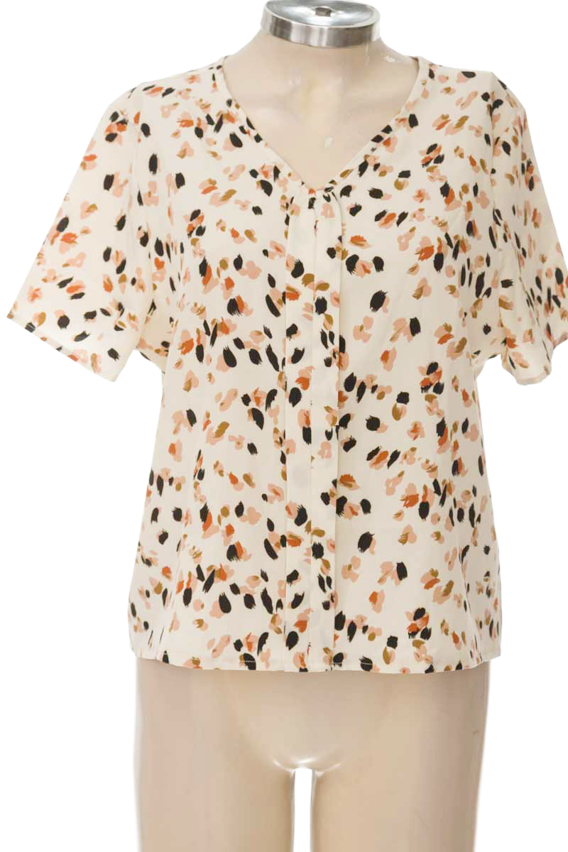 Blusa color Beige - Closeando