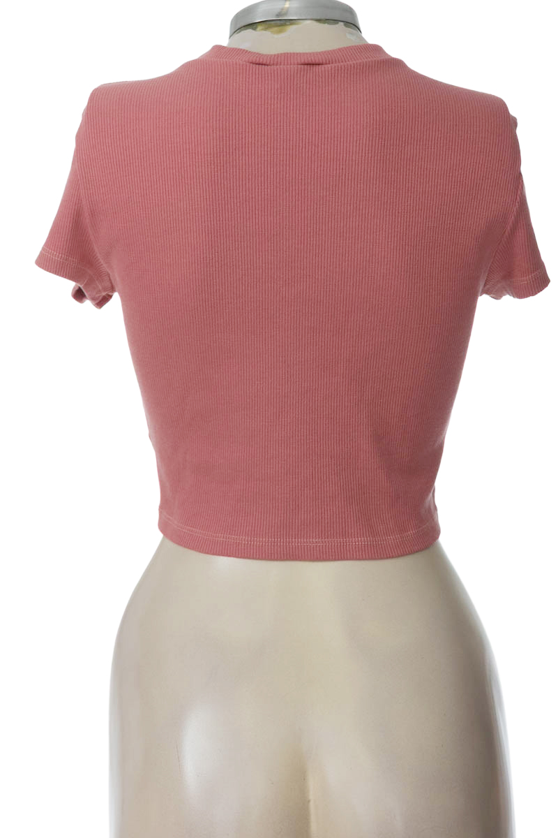Top / Camiseta color Rosado - Real Human