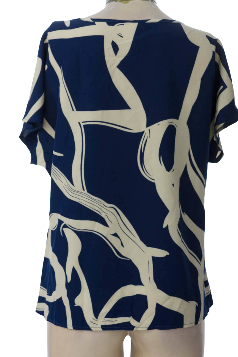 Top / Camiseta color Azul - Closeando