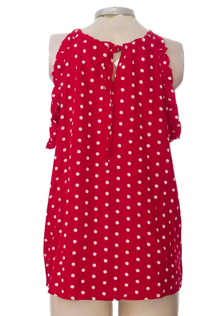 Blusa color Rojo - Closeando