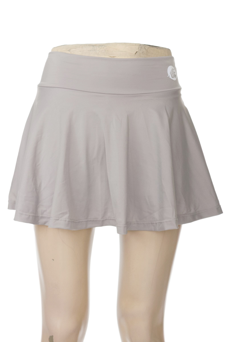 Ropa Deportiva / Salida de Baño color Gris - Under Fit