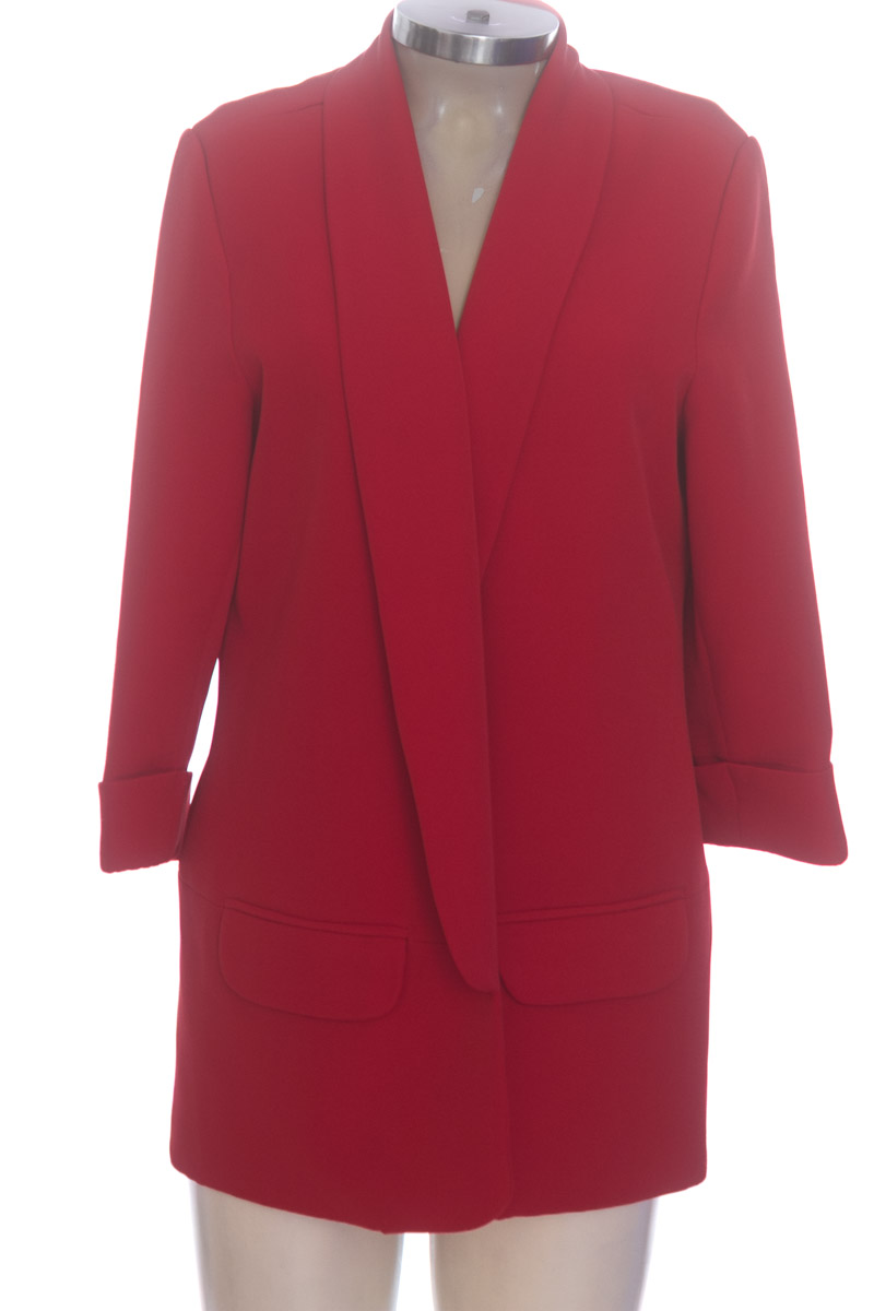 Chaqueta / Abrigo color Rojo - Closeando