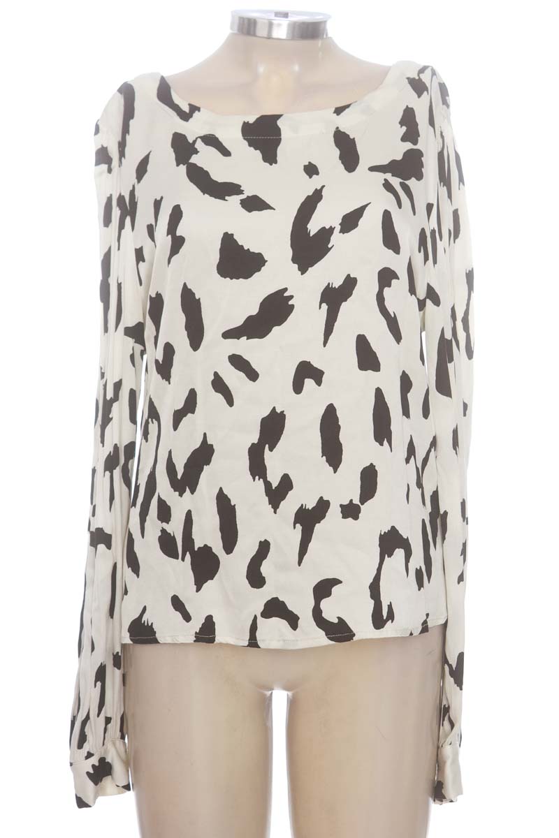 Blusa color Blanco - Basement