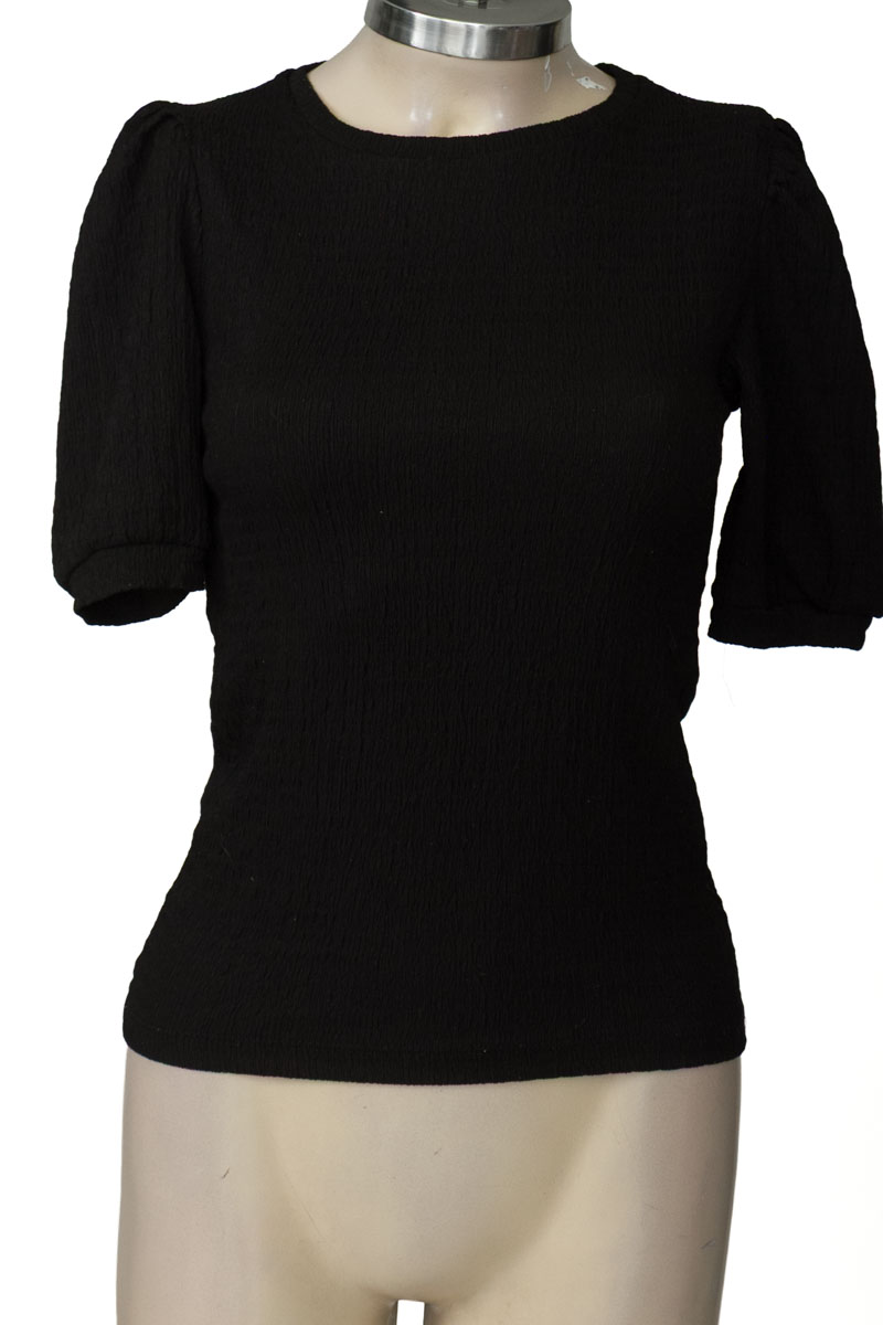Top / Camiseta color Negro - Stradivarius