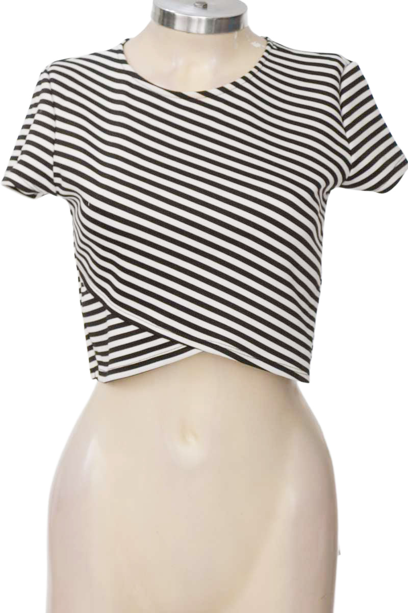 Top / Camiseta color Blanco - Forever 21