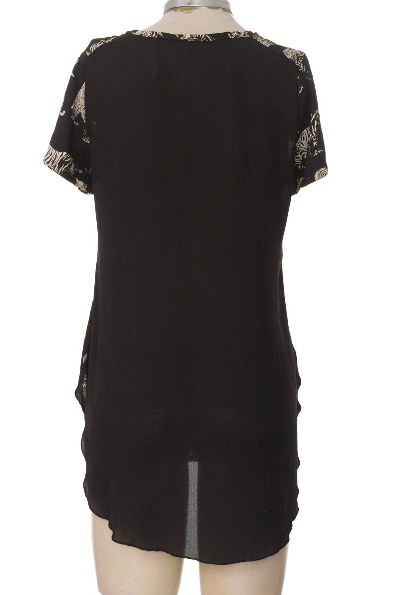Blusa color Negro - ELA