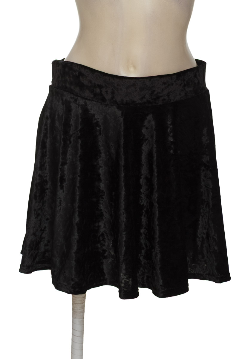 Falda color Negro - Urban Coco