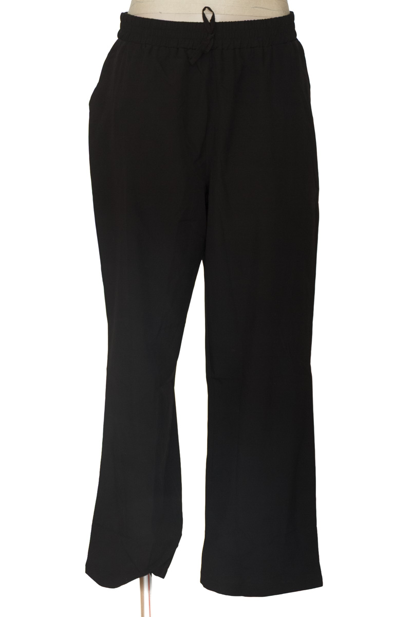Pantalones color Negro - Closeando