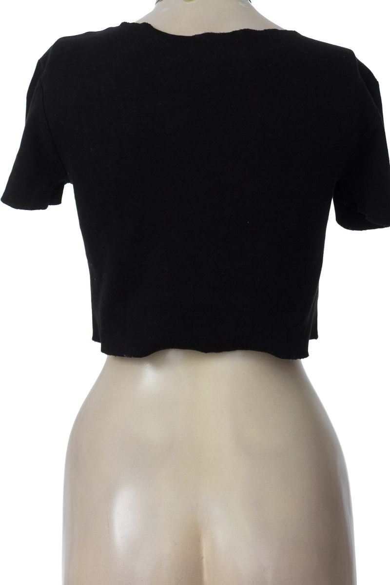 Top / Camiseta color Negro - Zara