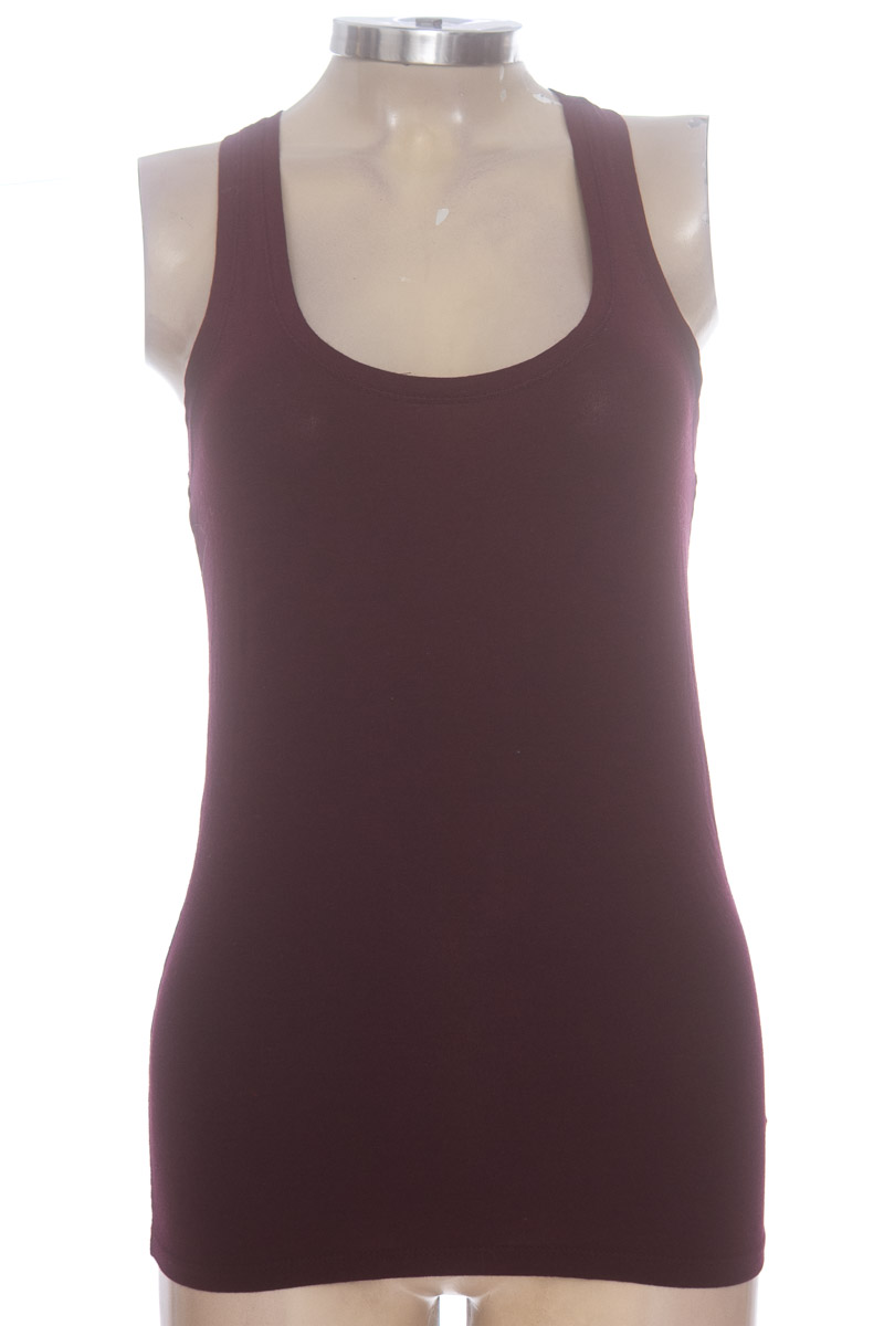 Top / Camiseta color Vinotinto - Bershka
