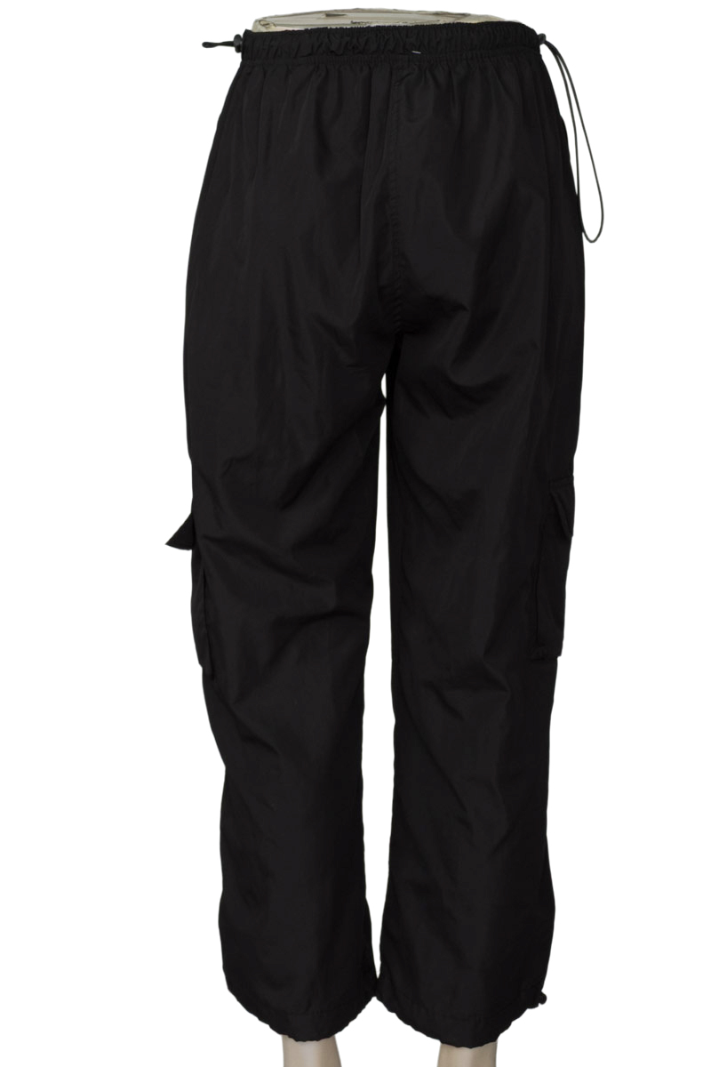 Ropa Deportiva / Salida de Baño color Negro - Closeando
