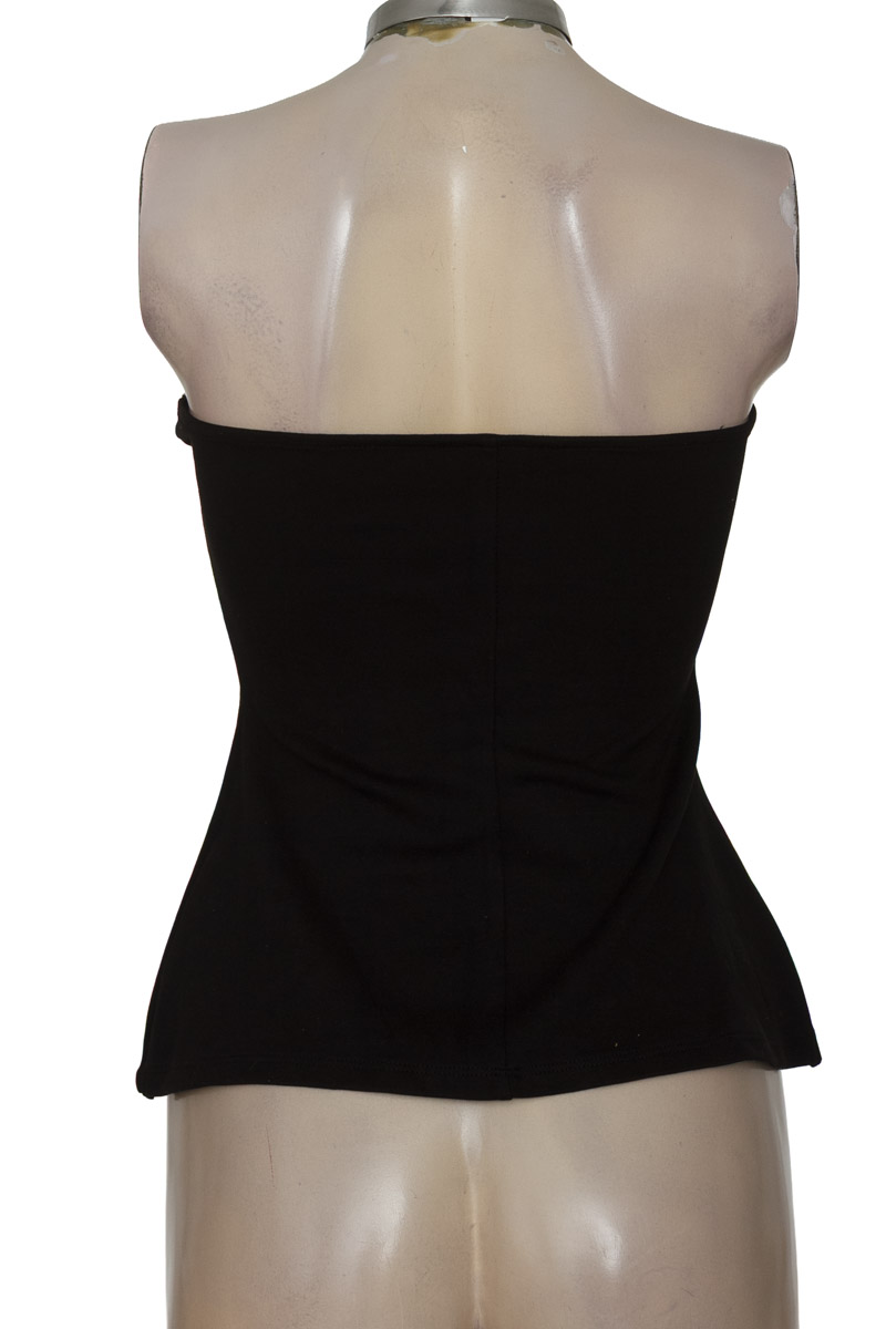 Top / Camiseta color Negro - Zara