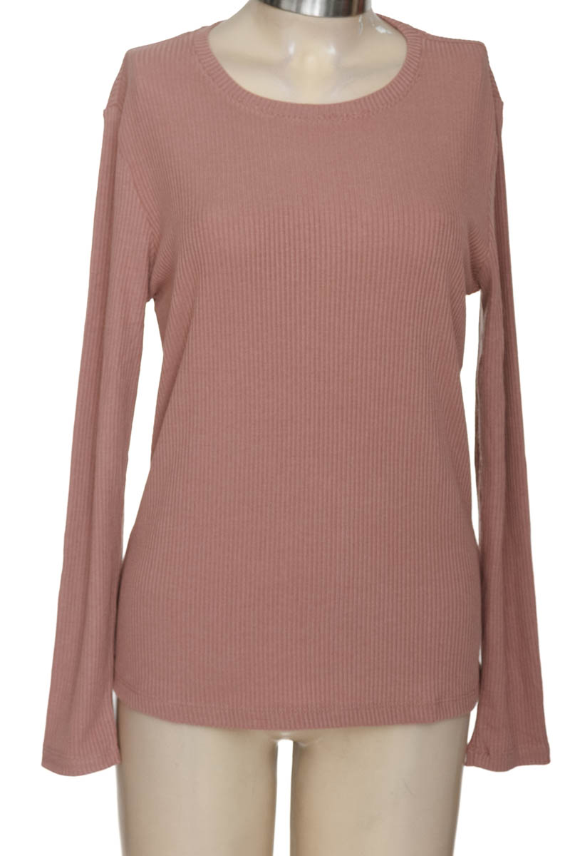 Top / Camiseta color Lila - University Club