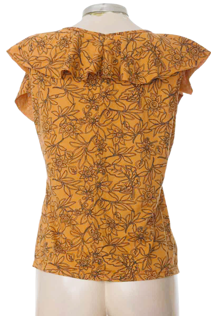 Top / Camiseta color Café - Carmel