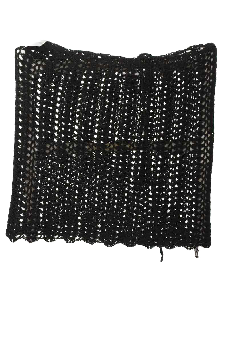 Ropa Deportiva / Salida de Baño color Negro - Closeando