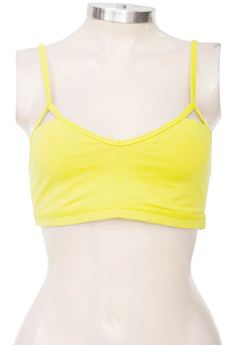 Ropa Deportiva / Salida de Baño color Verde - Lululemon