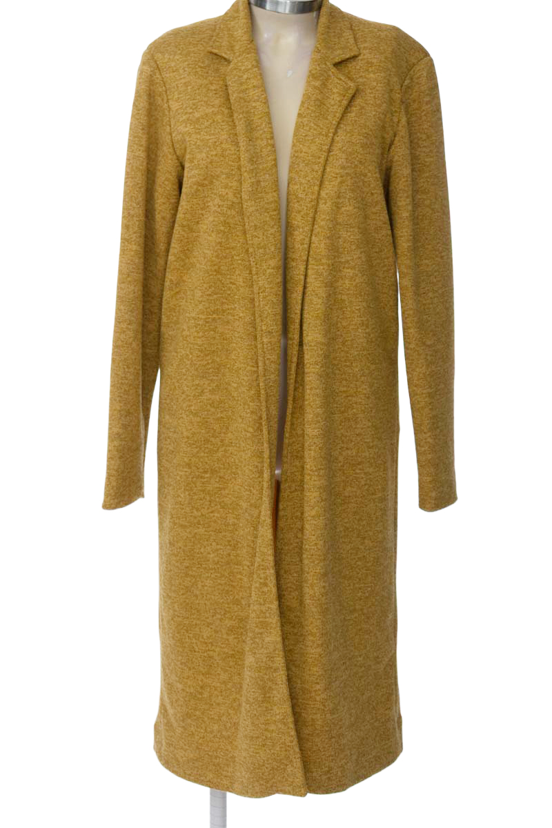 Chaqueta / Abrigo color Mostaza - Closeando