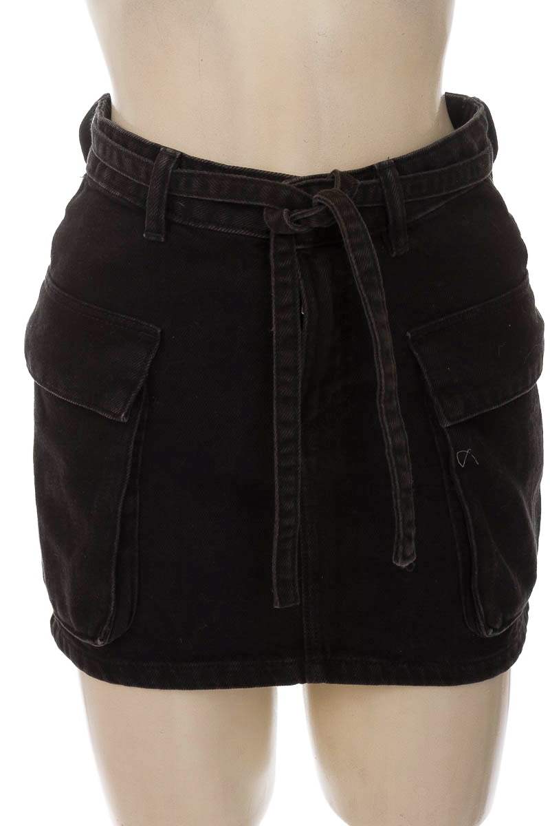 Falda color Negro - Stradivarius