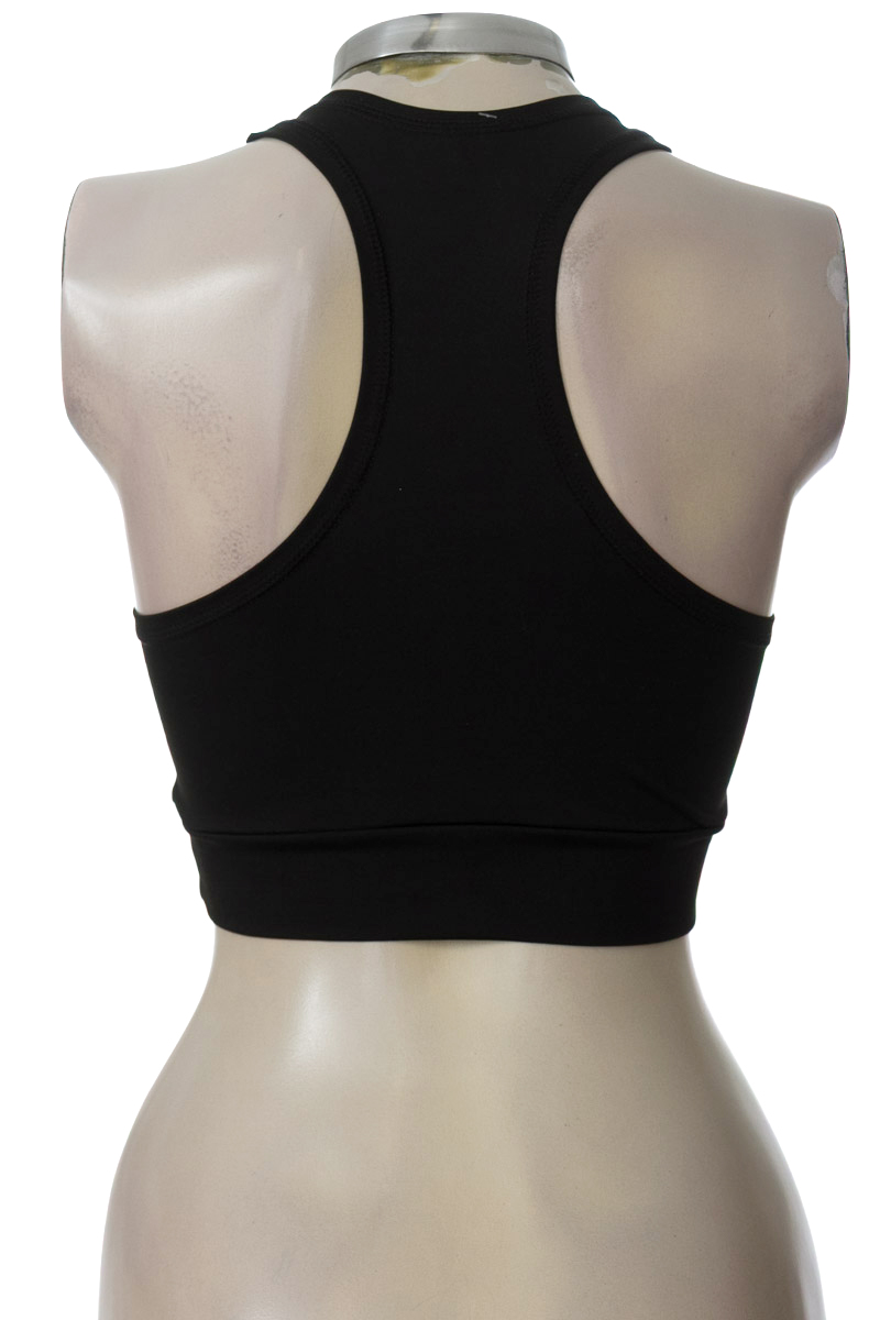 Ropa Deportiva / Salida de Baño color Negro - Closeando