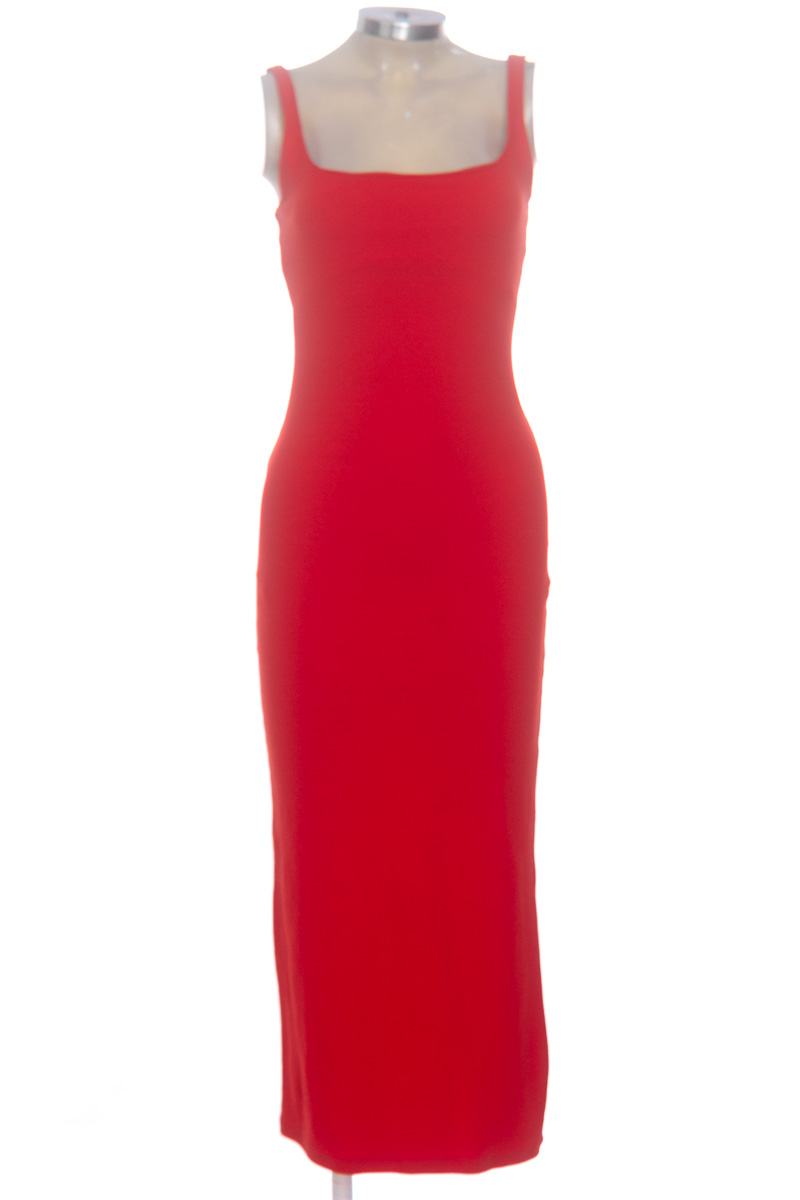 Vestido / Enterizo color Rojo - Bershka