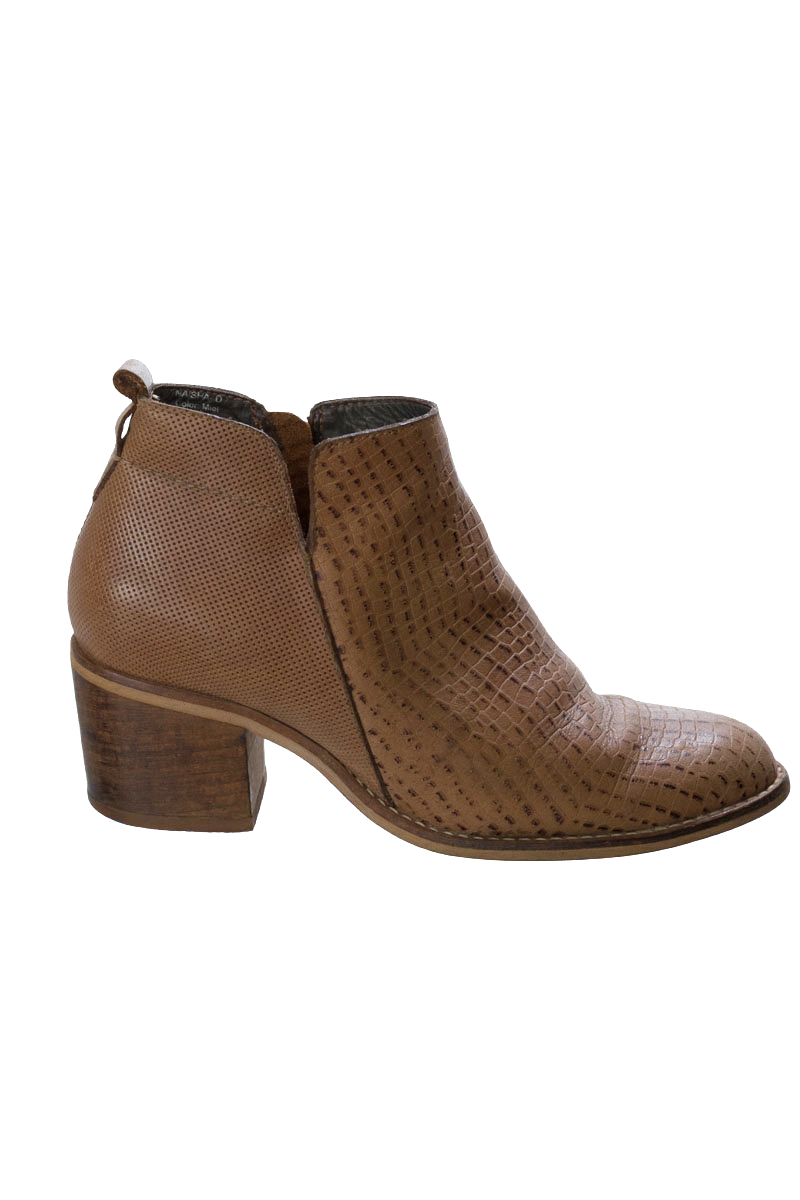 Zapatos color Beige - Bosi