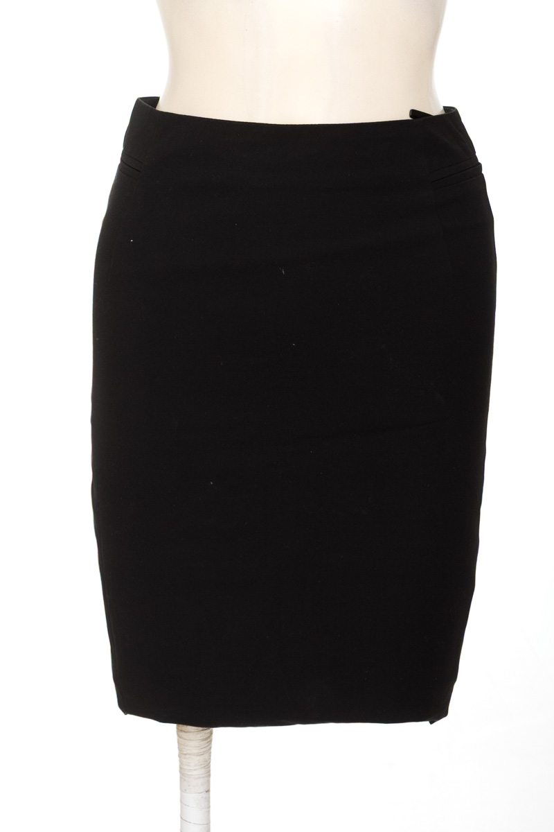 Falda color Negro - MNG