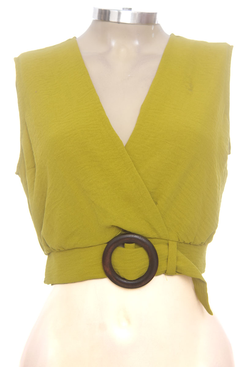 Top / Camiseta color Verde - Tulléa