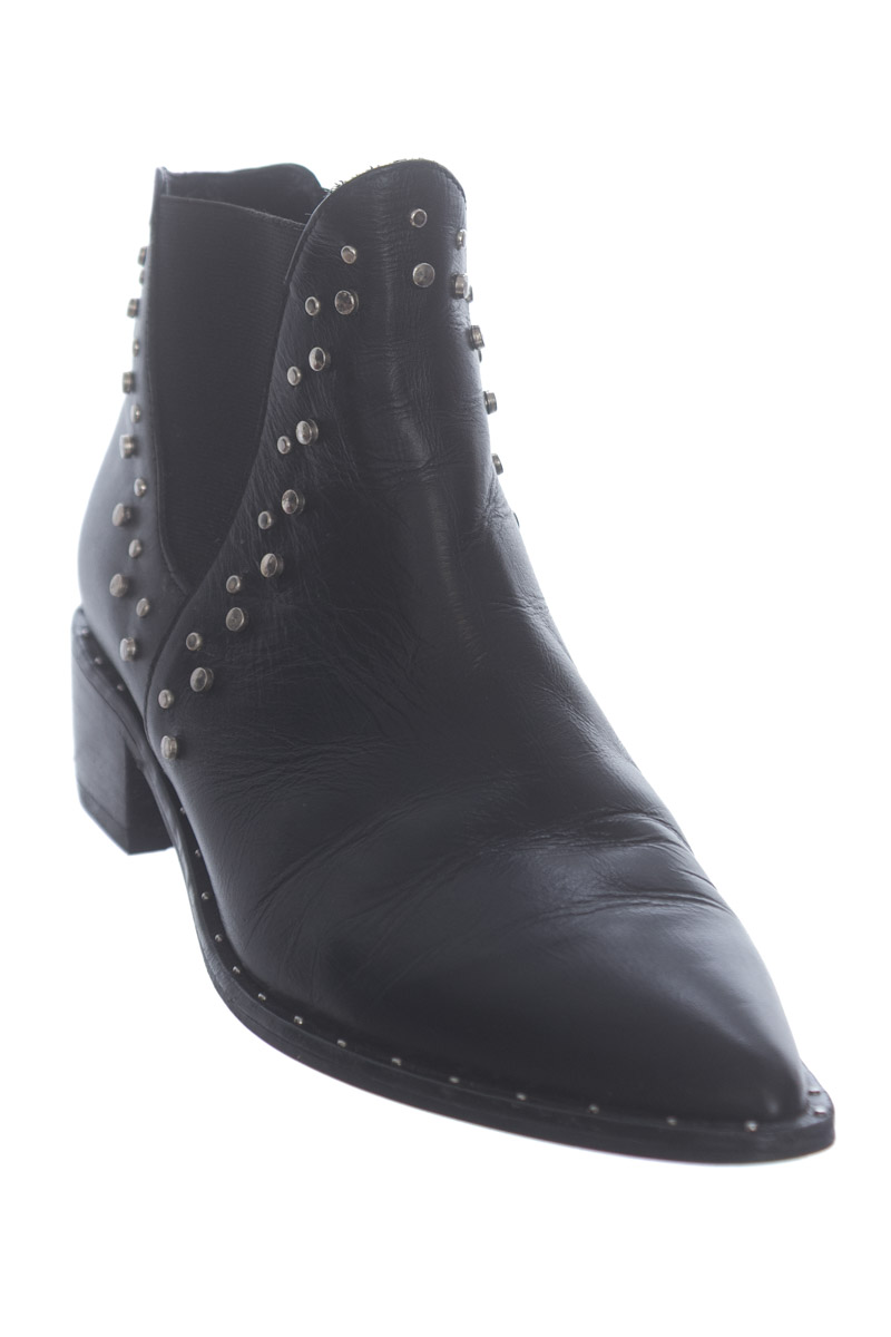 Zapatos color Negro - Chevignon