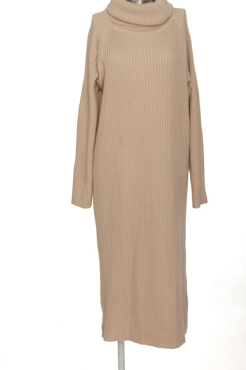Vestido / Enterizo color Beige - Toscano