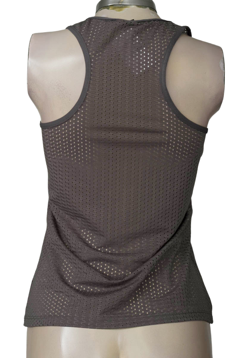 Ropa Deportiva / Salida de Baño color Gris - Closeando