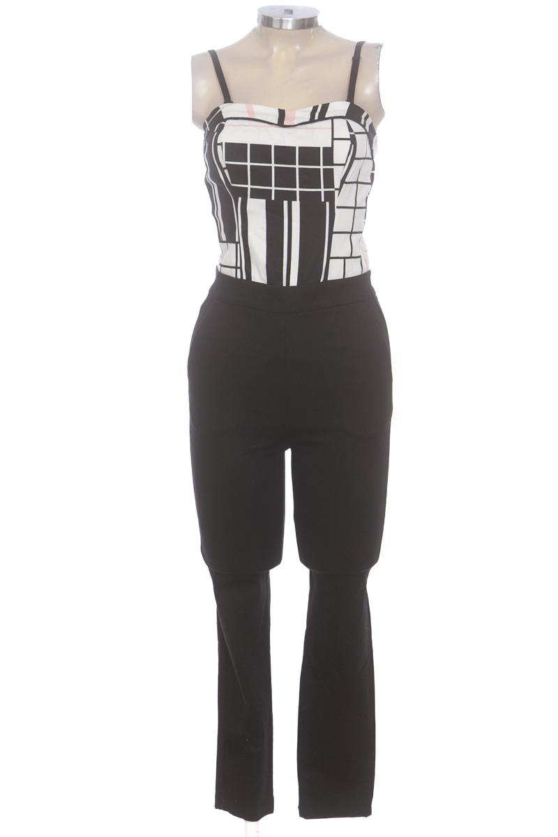 Vestido / Enterizo color Negro - Studio F