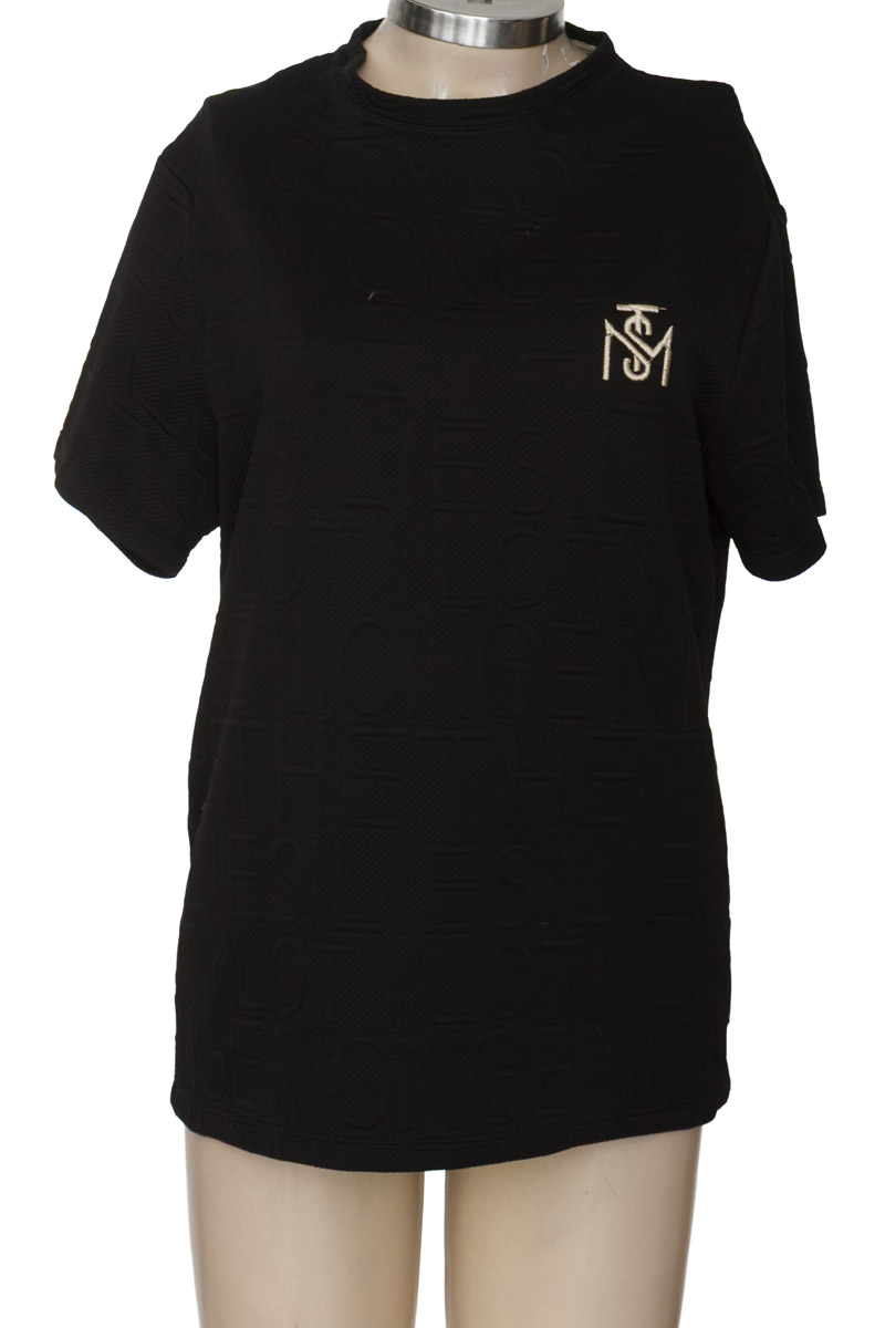 Top / Camiseta color Negro - Monastery Couture