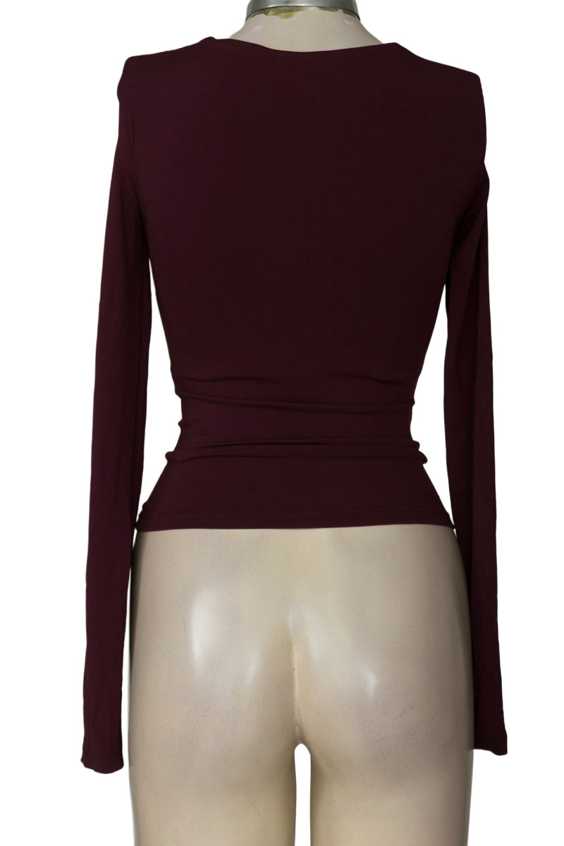 Top / Camiseta color Vinotinto - Divided by H&M