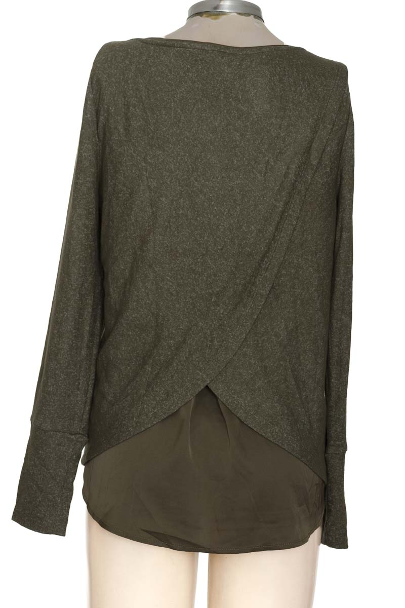 Blusa color Verde - White House Black Market