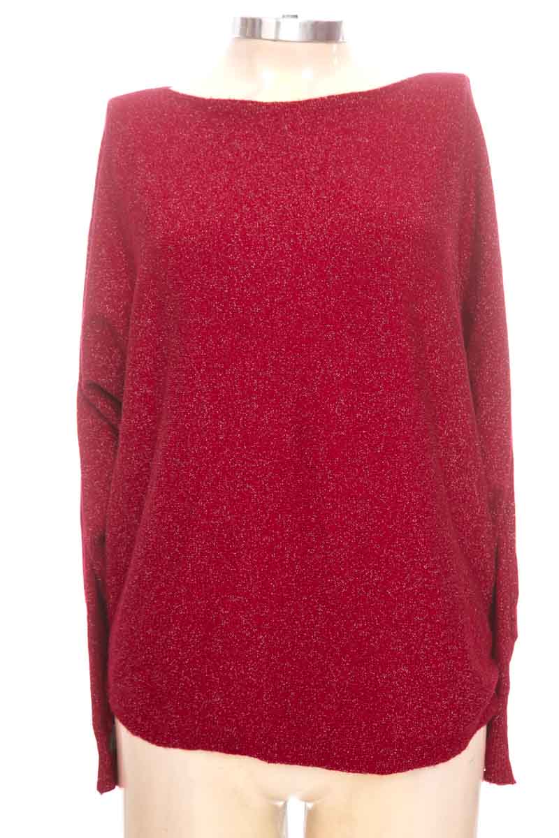 Sweater color Rojo - Closeando