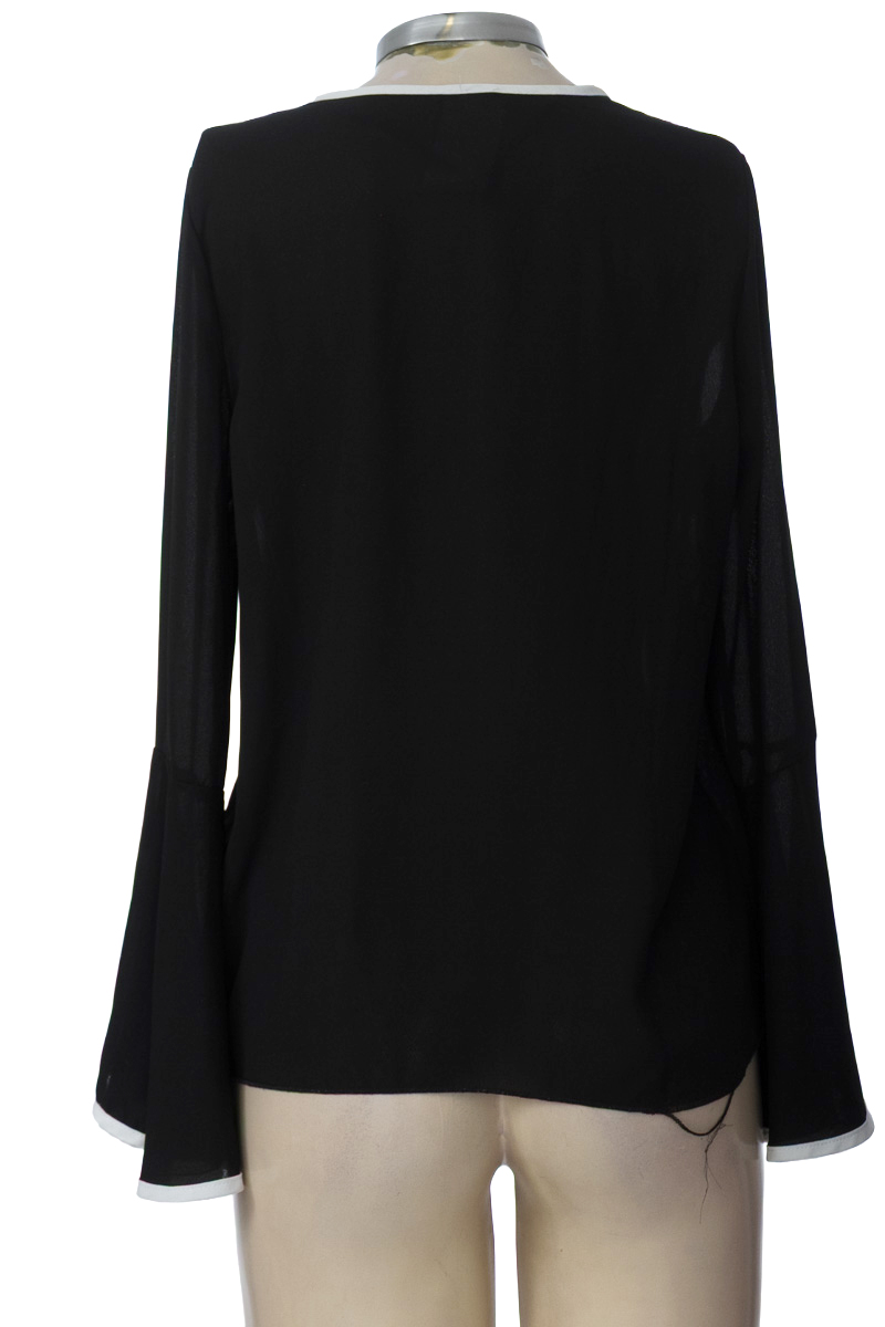 Blusa color Negro - True Light