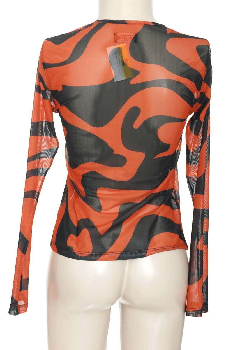 Top / Camiseta color Naranja - True