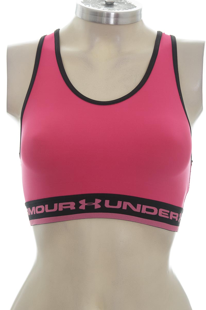 Ropa Deportiva / Salida de Baño color Fucsia - Under Amour | Closeando ®