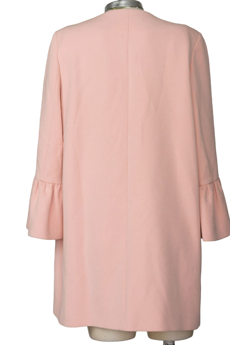 Chaqueta / Abrigo color Rosado - Closeando