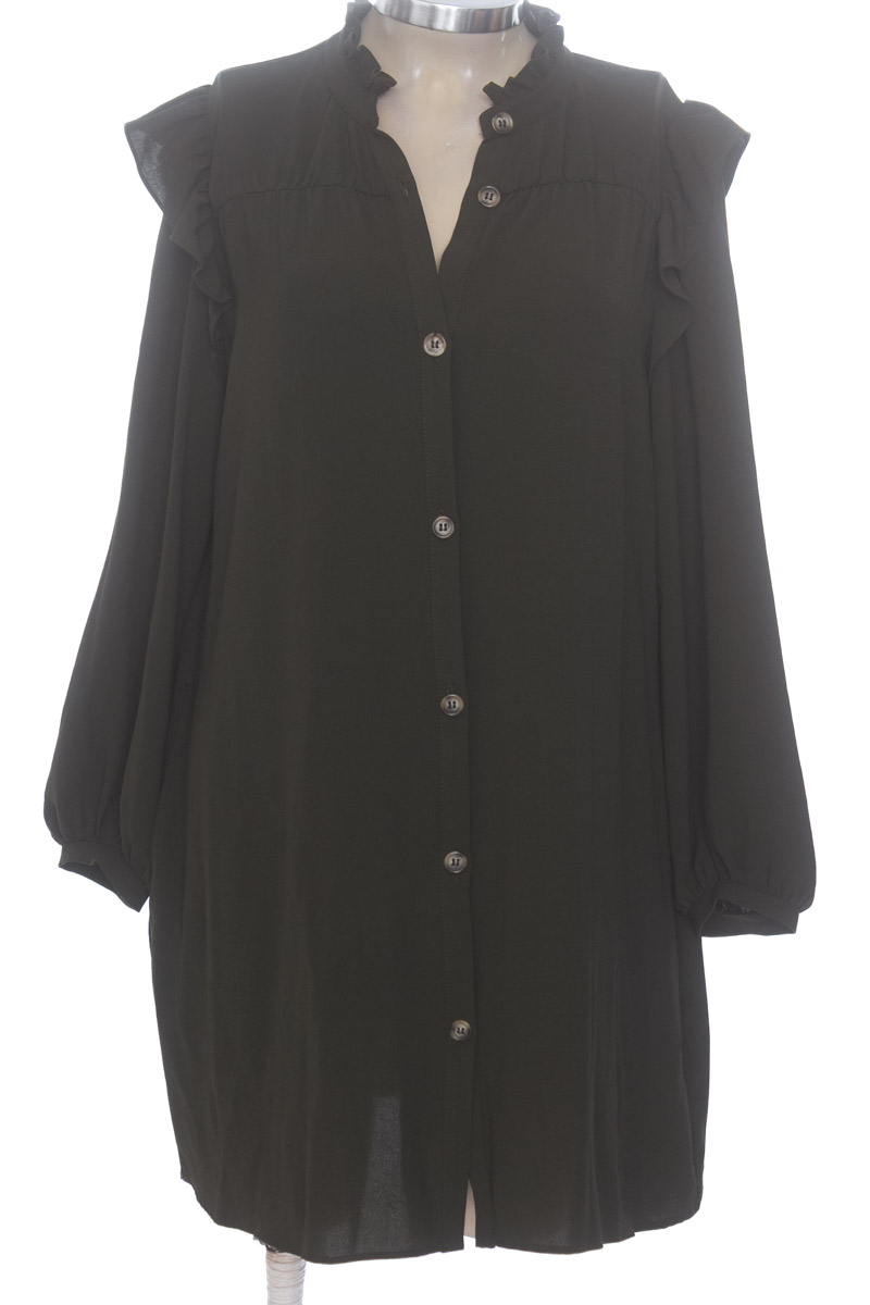 Vestido / Enterizo color Verde - Zara