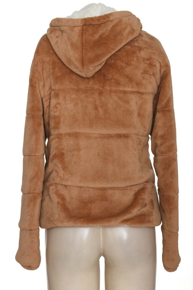 Chaqueta / Abrigo color Beige - Closeando