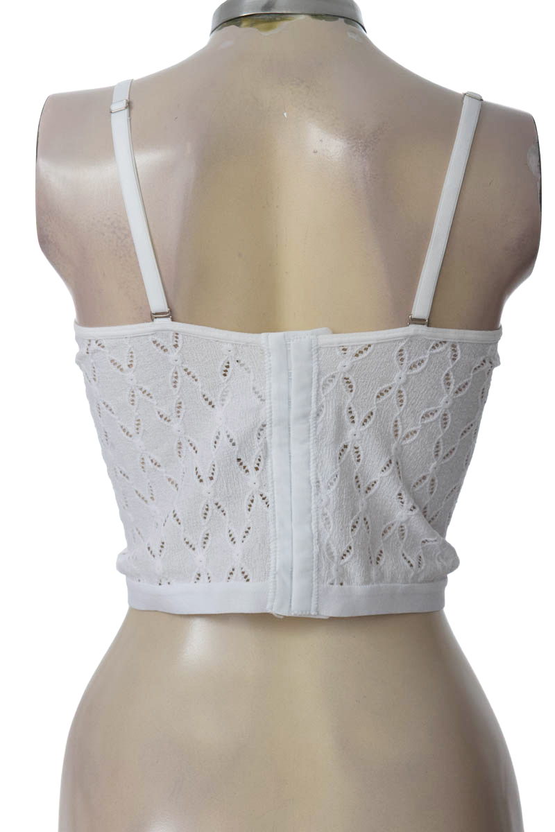 Top / Camiseta color Blanco - Carmel