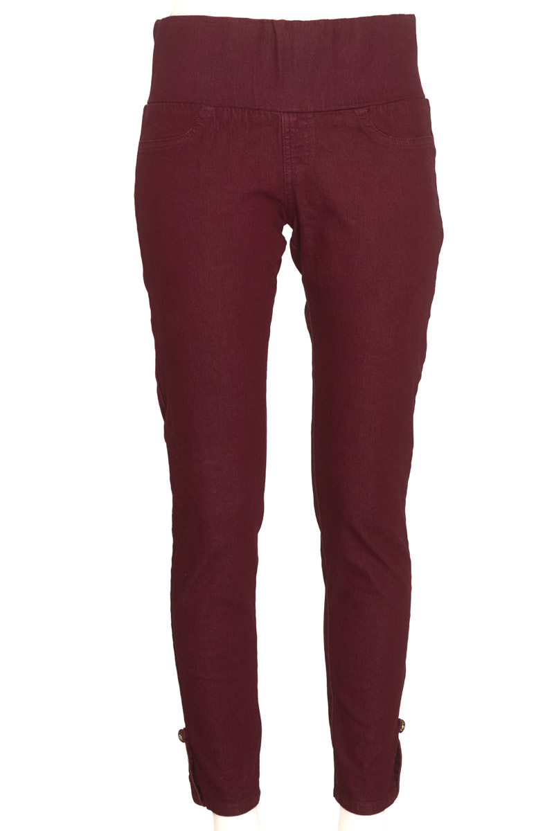 Pantalones color Vinotinto - Carmel