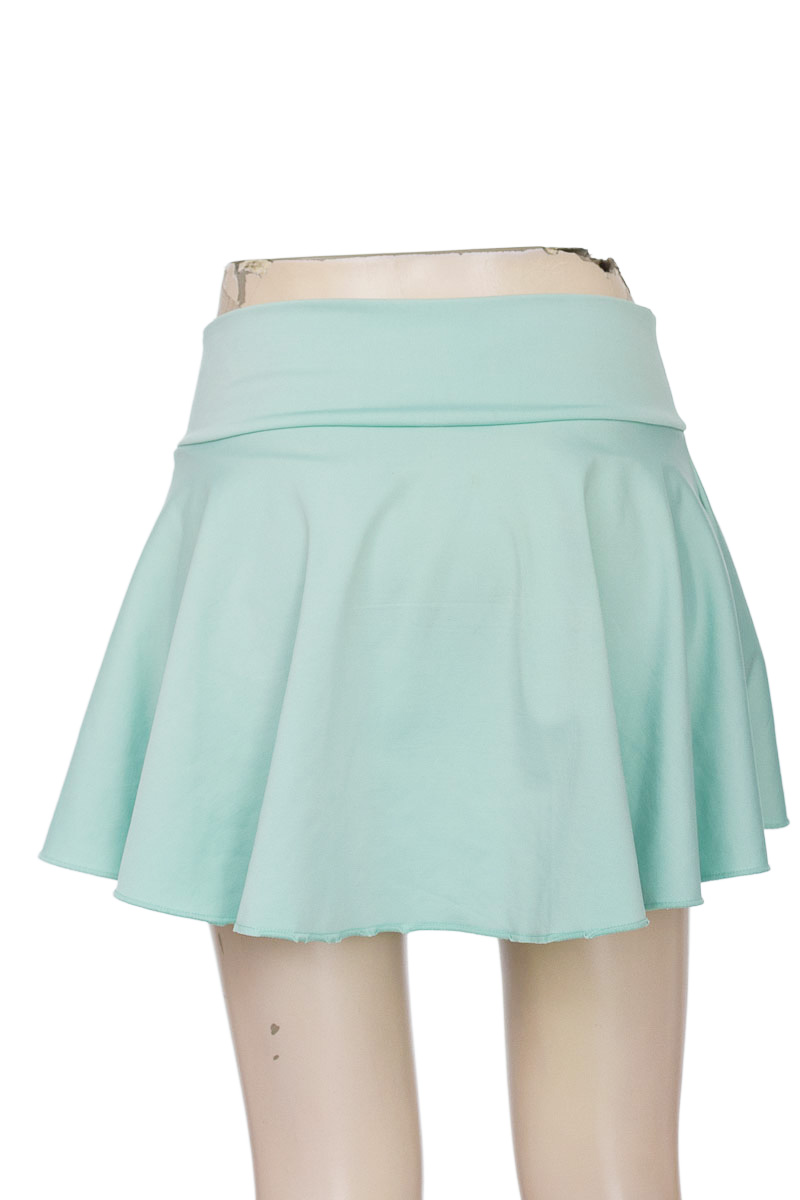 Ropa Deportiva / Salida de Baño color Aguamarina - Closeando