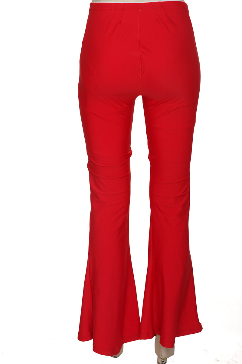 Pantalones color Rojo - Closeando