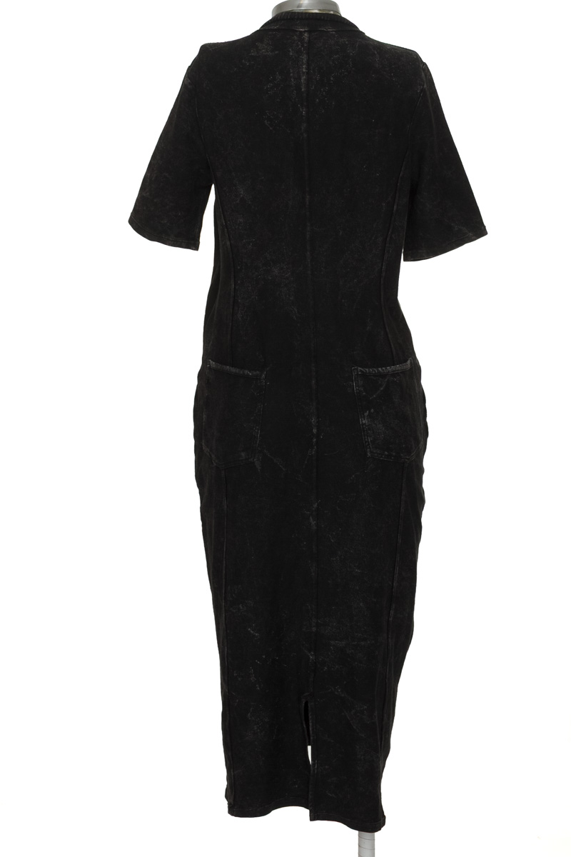 Vestido / Enterizo color Negro - Desigual