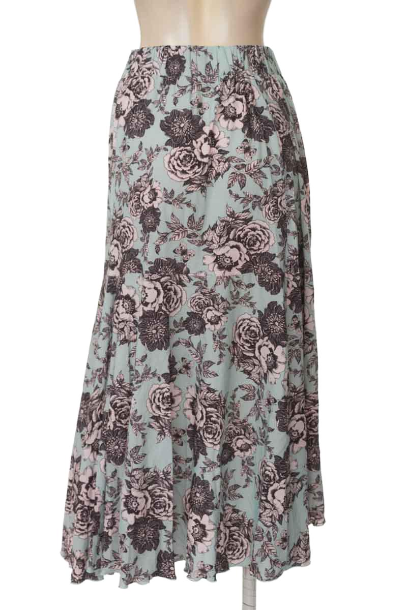 Falda color Aguamarina - Closeando